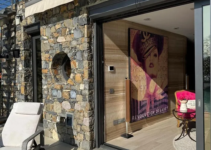 Villalino Tre Palme, Pool, 2 Schlafzimmer, 2 Baeder, Pool, Terrasse, Outdoor Fitness * Αλάσιο